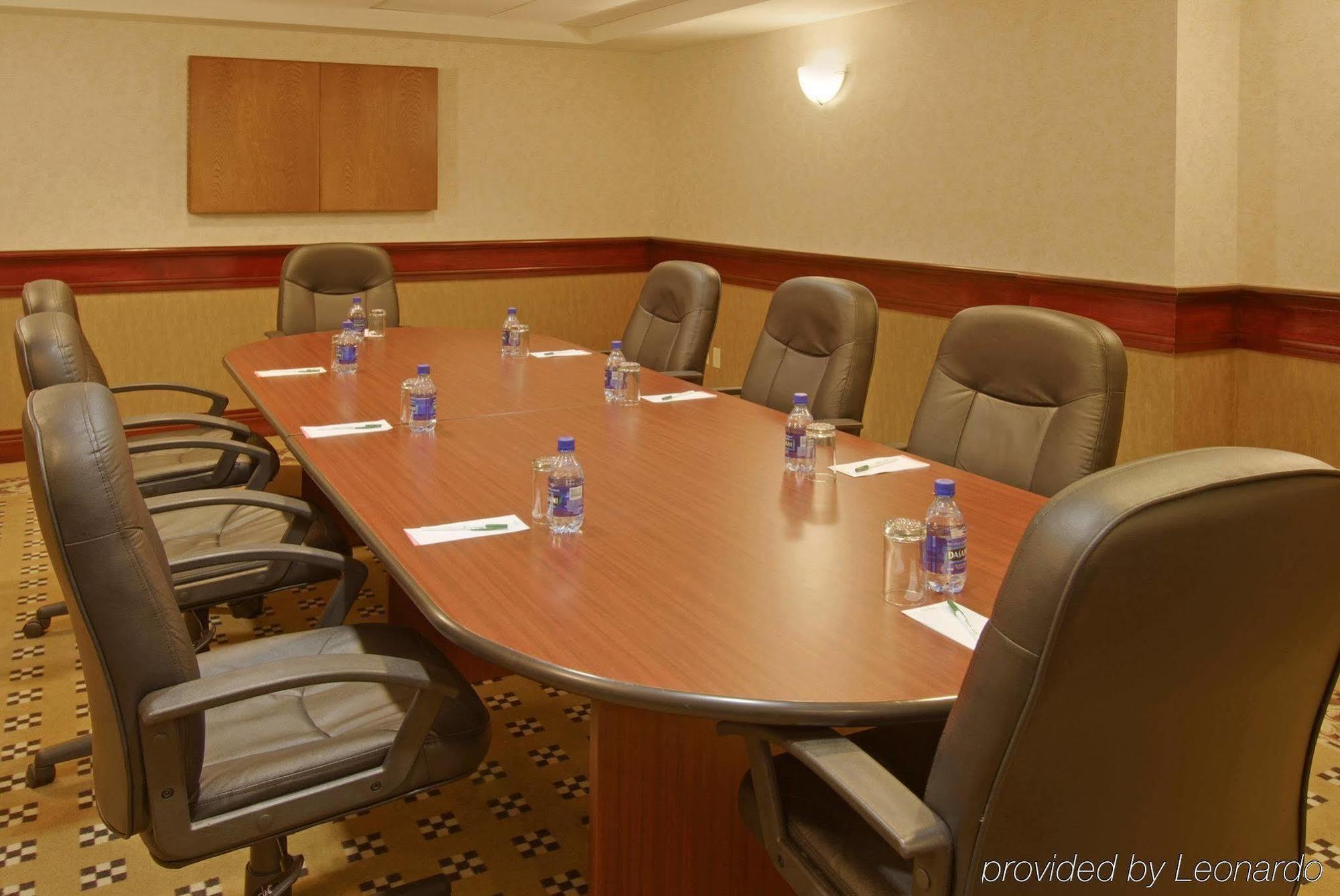 Towneplace Suites By Marriott Toronto Northeast/Markham Facilități foto